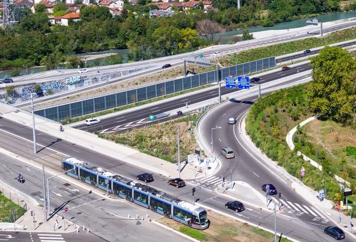 intégration de l'autoroute urbaine A480 dans le tissue grenoblois