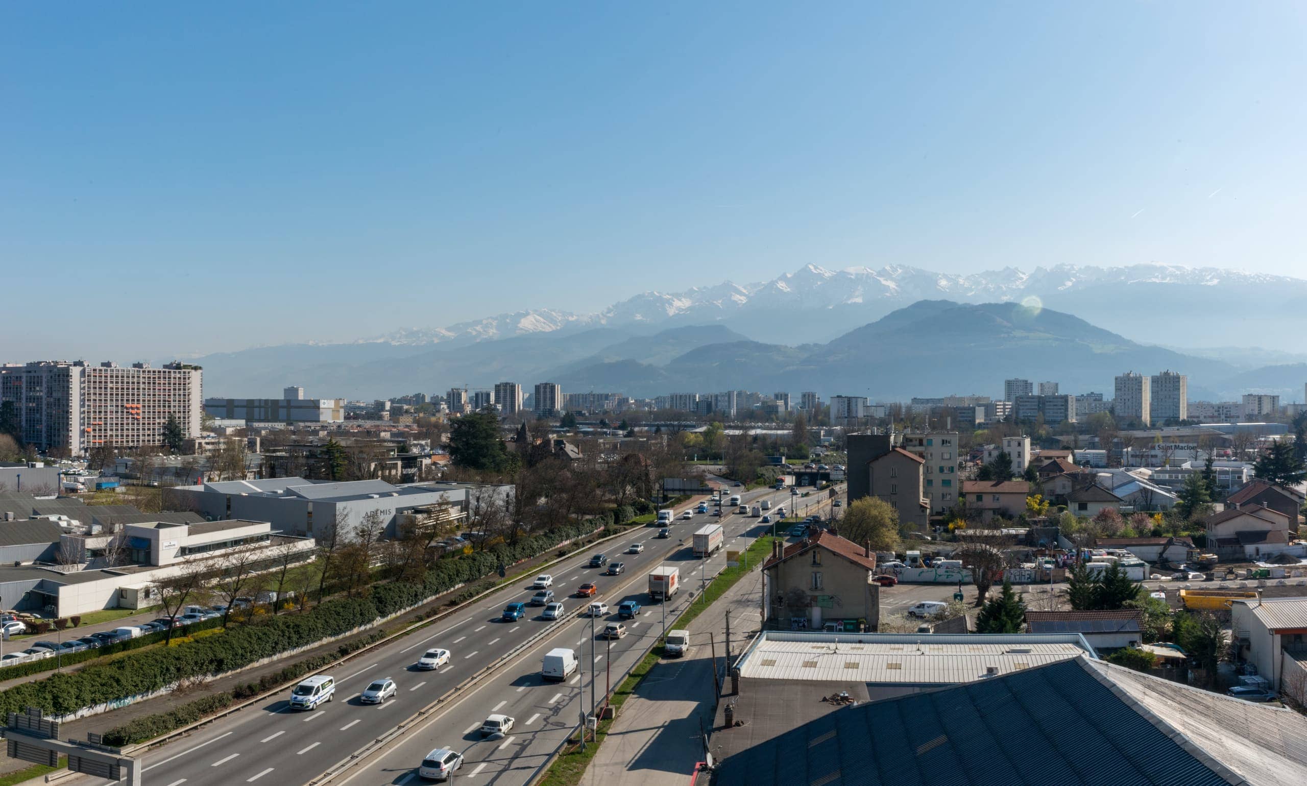 vue sur le Rondeau et les montagnes Grenobloises