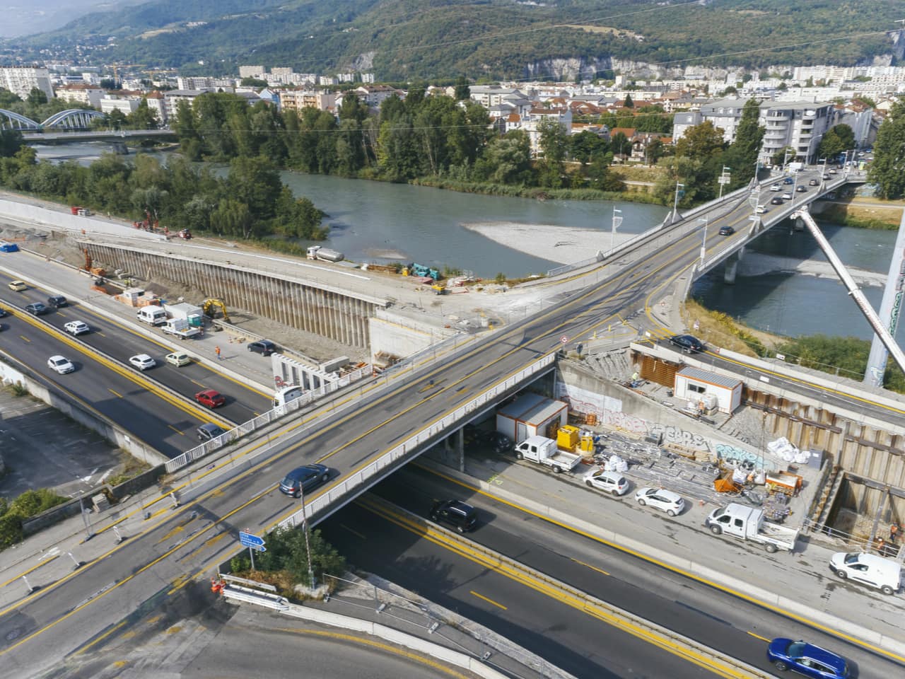 Vue du pont du Vercors et sa nouvelle bretelle