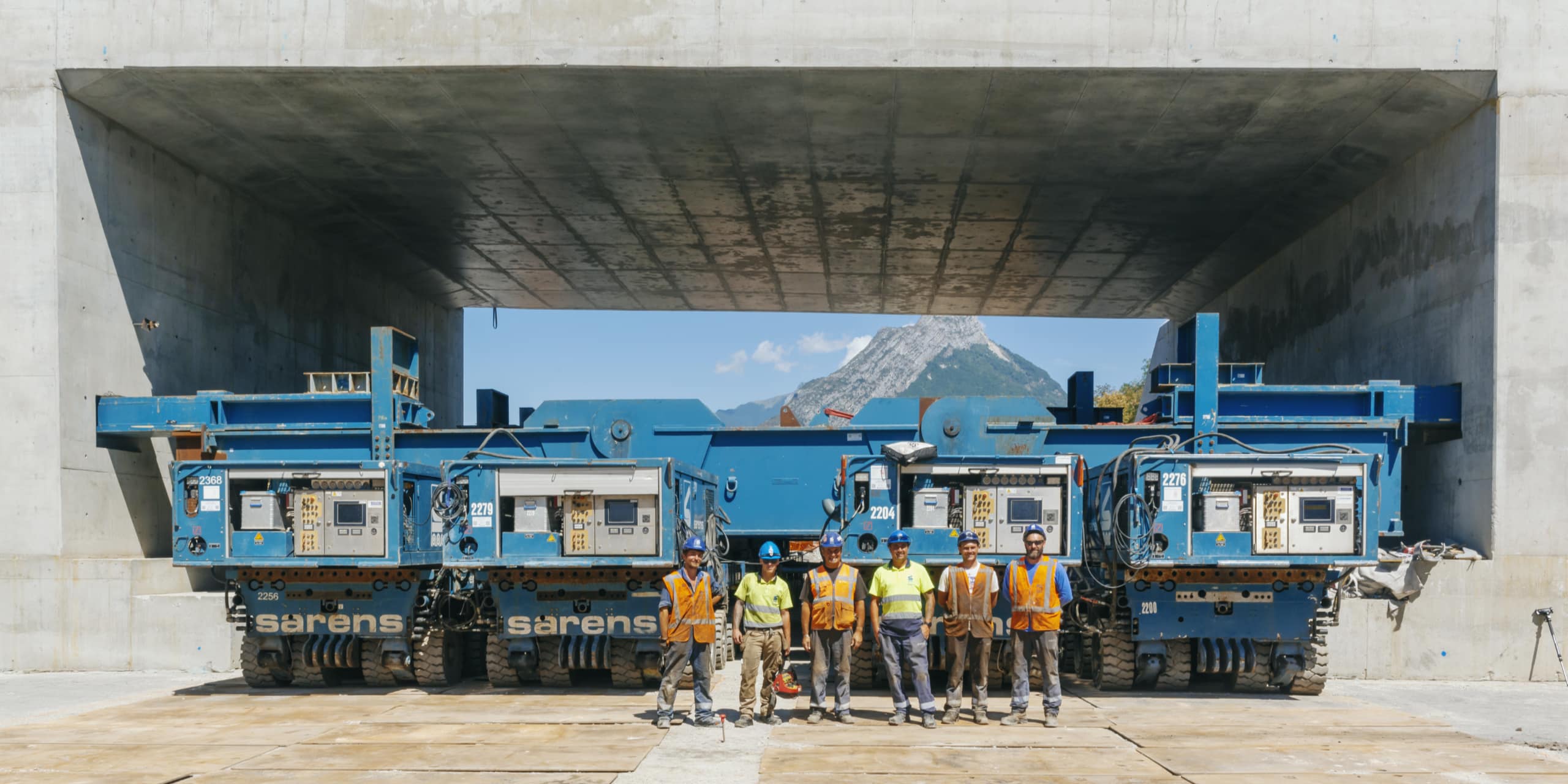l'équipe de techniciens ayant effectué le ripage du pont de Catane à Grenoble