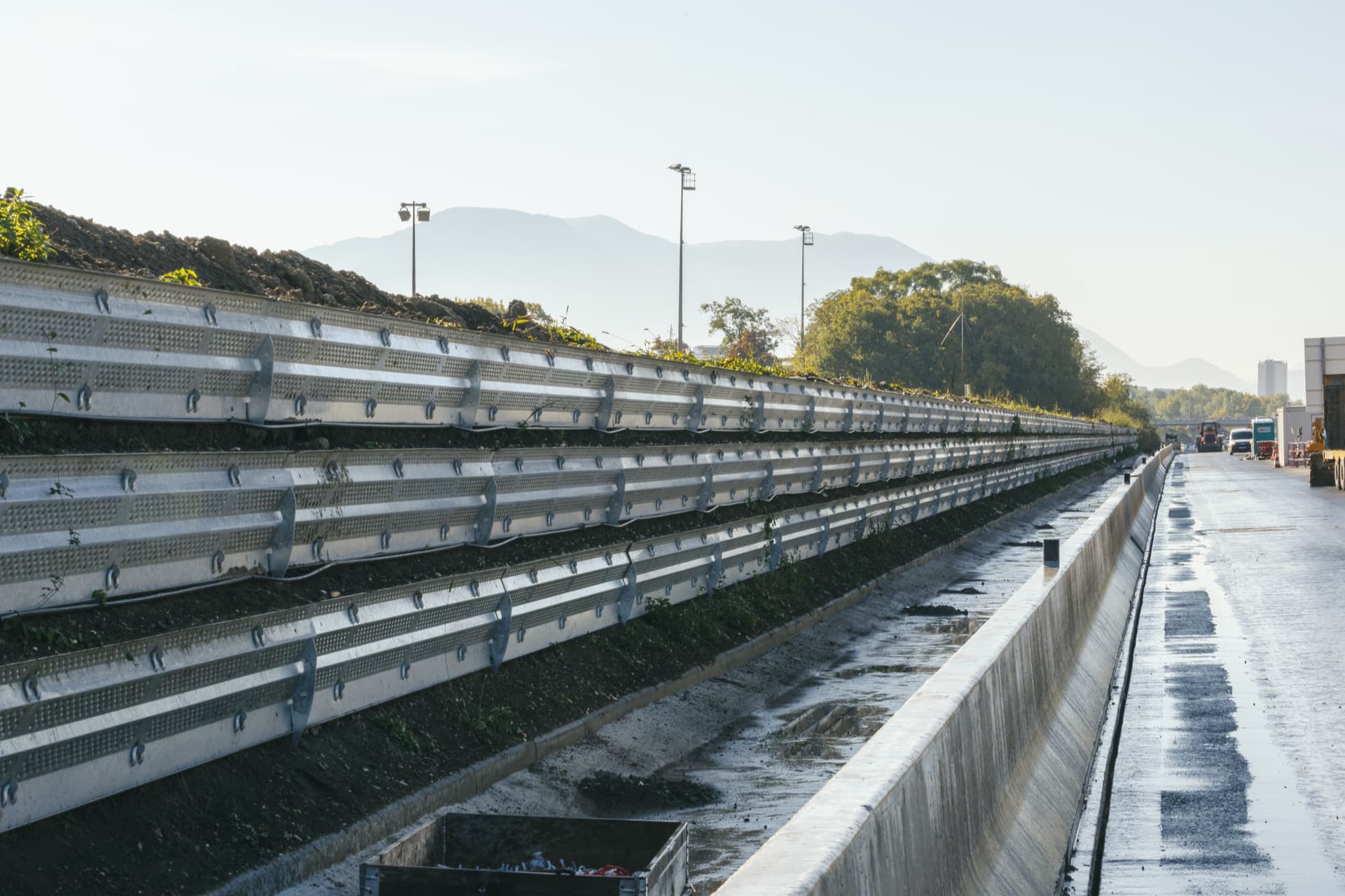 Le nouveau mr acoustique végétalisé Naturawall le long de l'autoroute A480 sur Grenoble