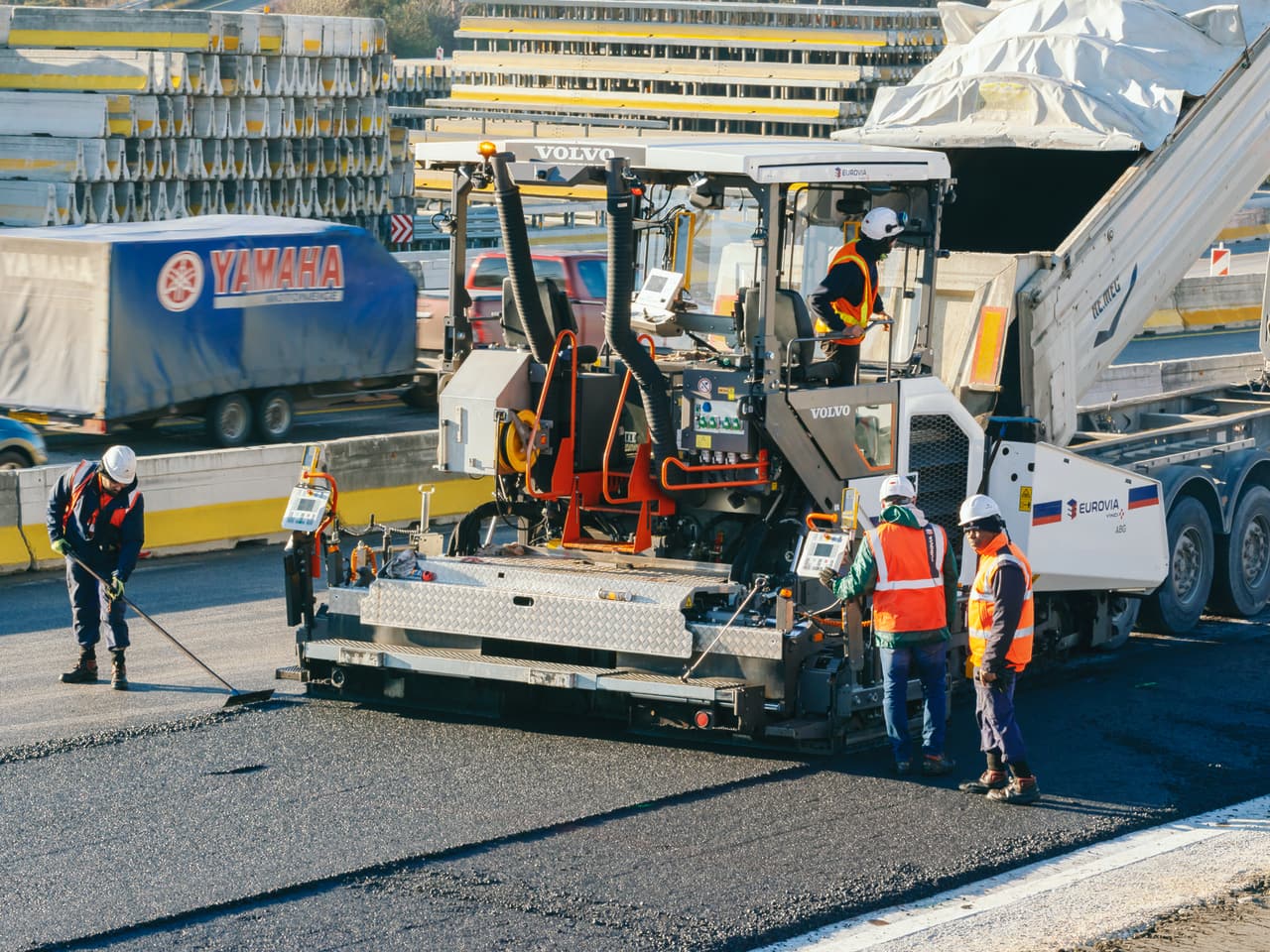 Agents d'AREA opérant sur l'autoroute urbaine A480