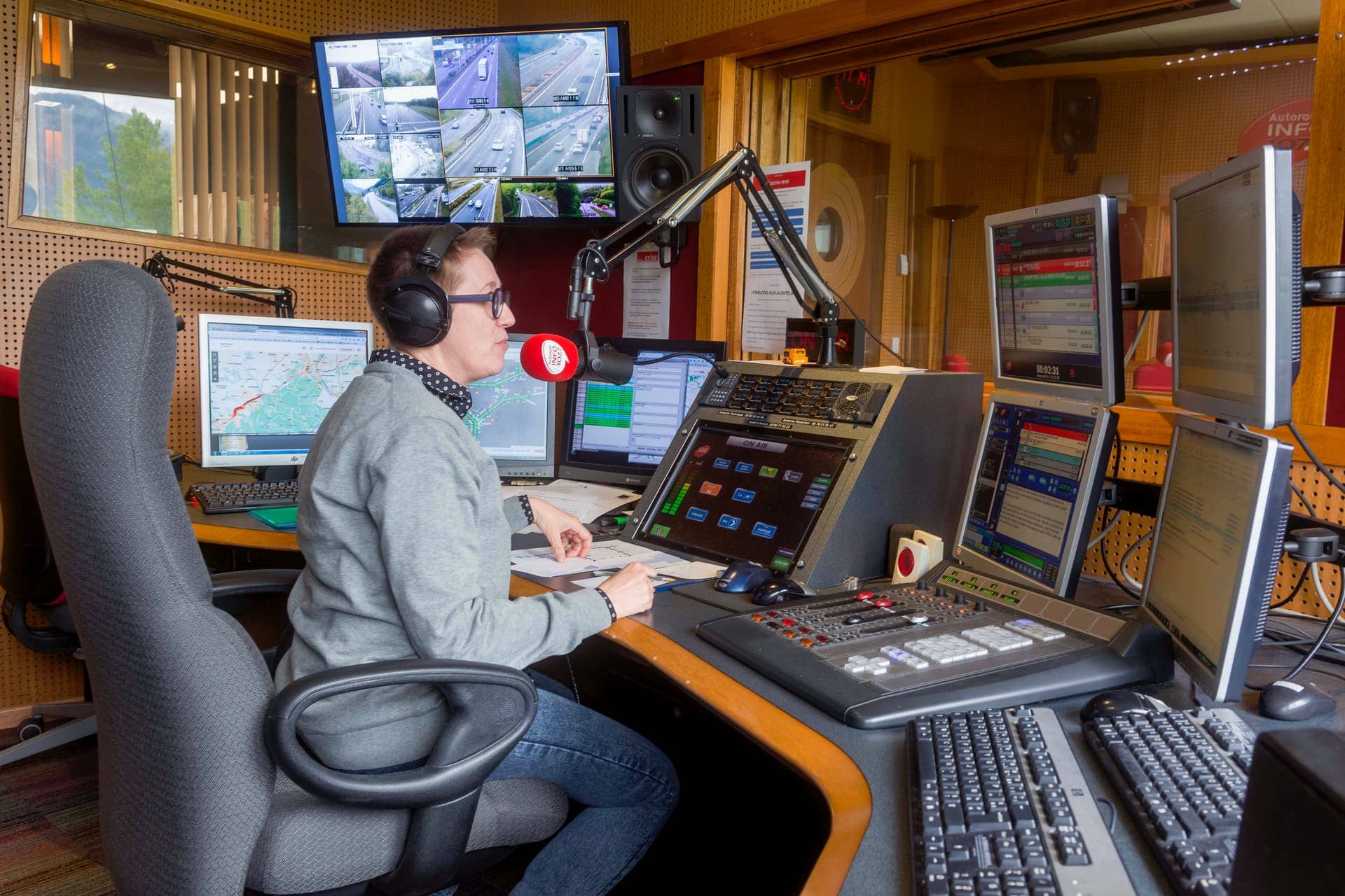 Personnel travaillant pour Autoroute Info