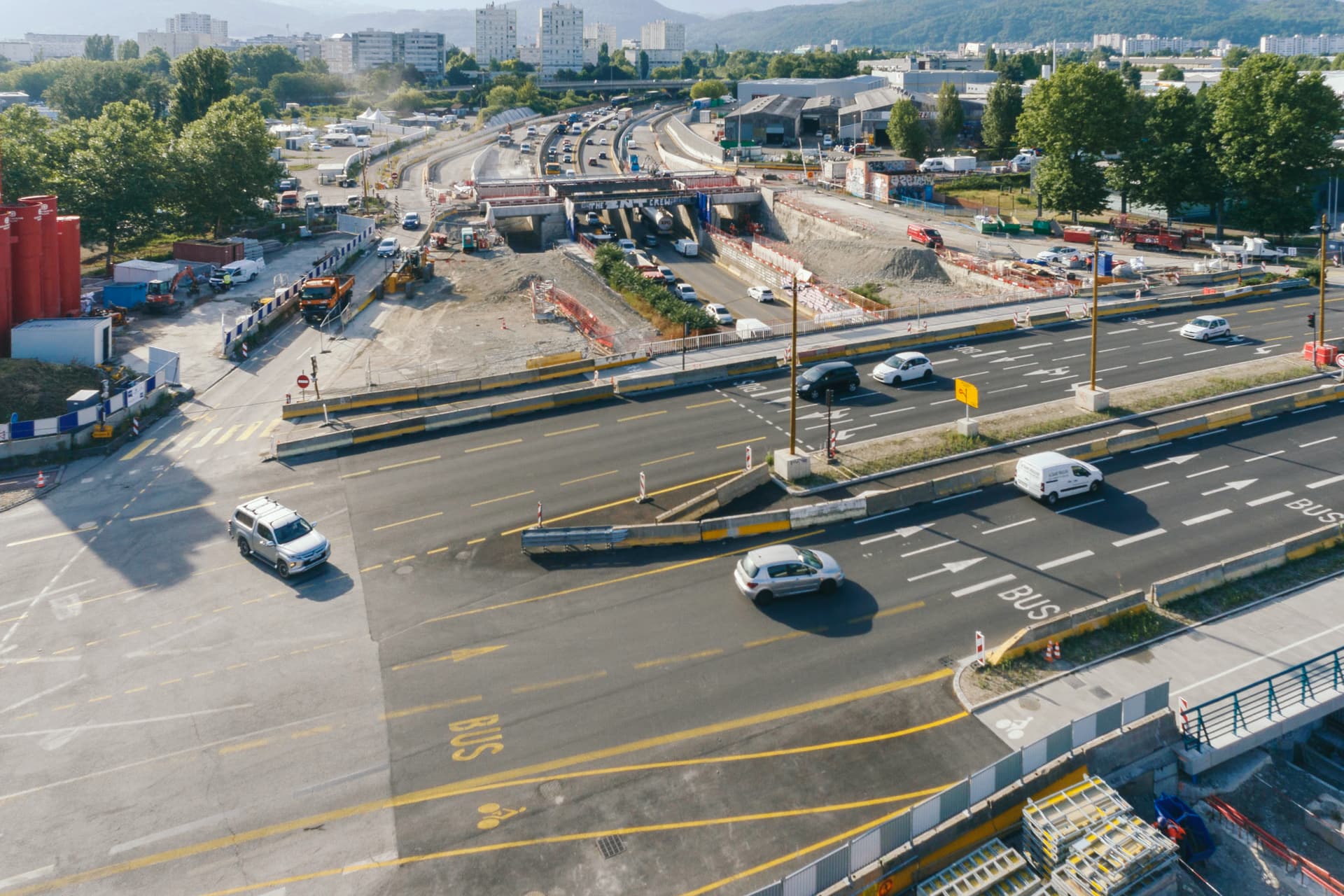 Aménagement de la nationale N87 par les équipes de la DREAL sur le secteur cours de la Libération