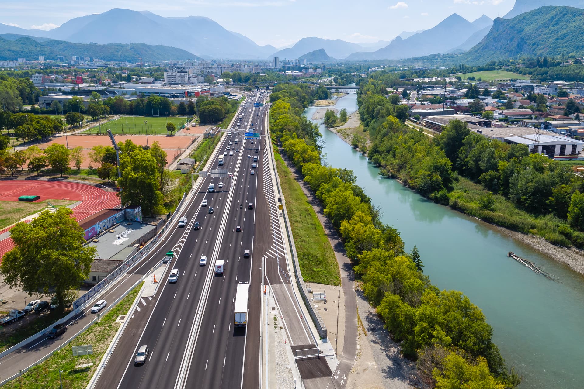 portion d'autoroute intégrée A480 au sein du bassin grenoblois