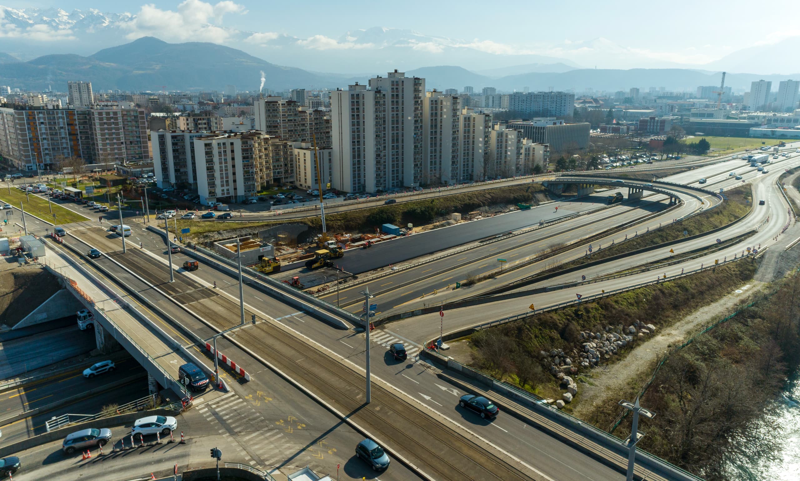 Aménagement de le diffuseur de Catane sur l'autoroute intégrée A480 sur le secteur de Grenoble