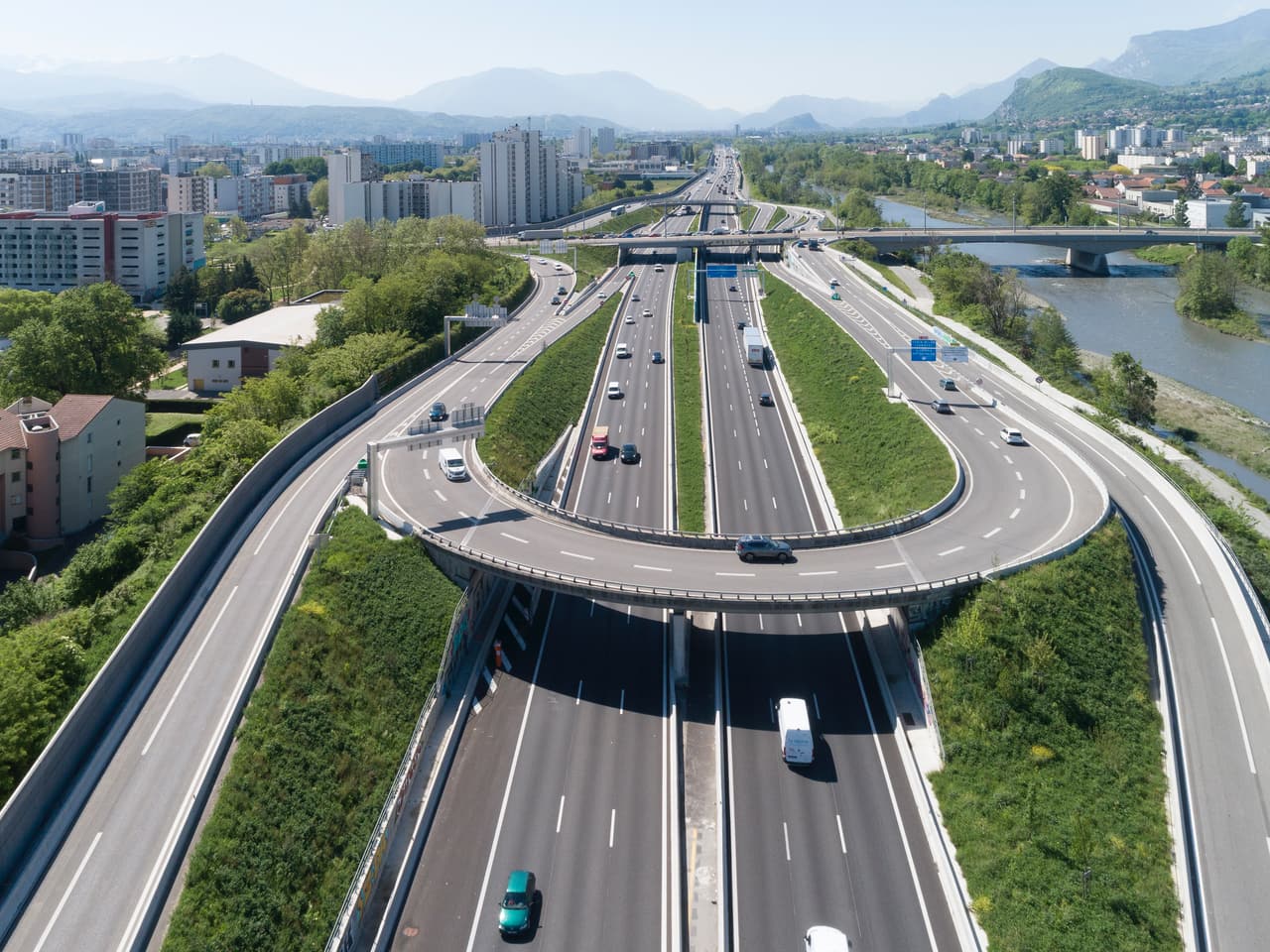 Diffuseur de Catane sur l'autoroute intégrée A480